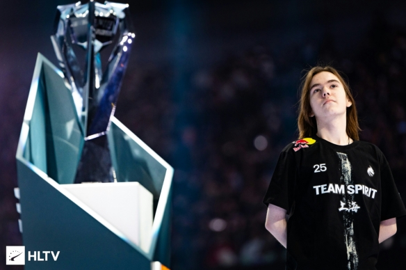 OMG需要居家隔离14天，其LPL赛程全部延后