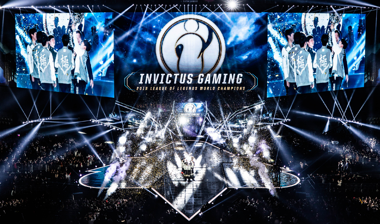 Royal Never Give Up 击败了 Oh My God ， Bilibili Gaming 以 2：1 战胜了 Weibo Gaming ，在 LPL 第二分区 2025