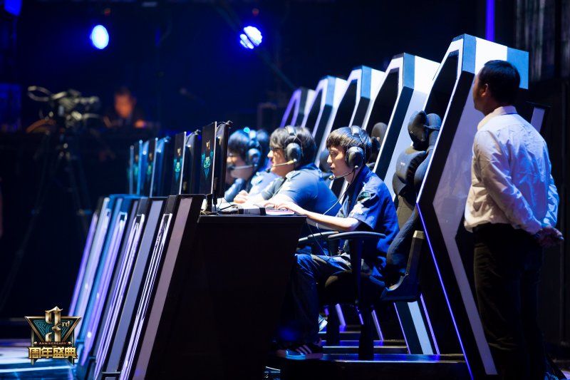 WE官方：与Zoom正式解约，恢复自由人身份